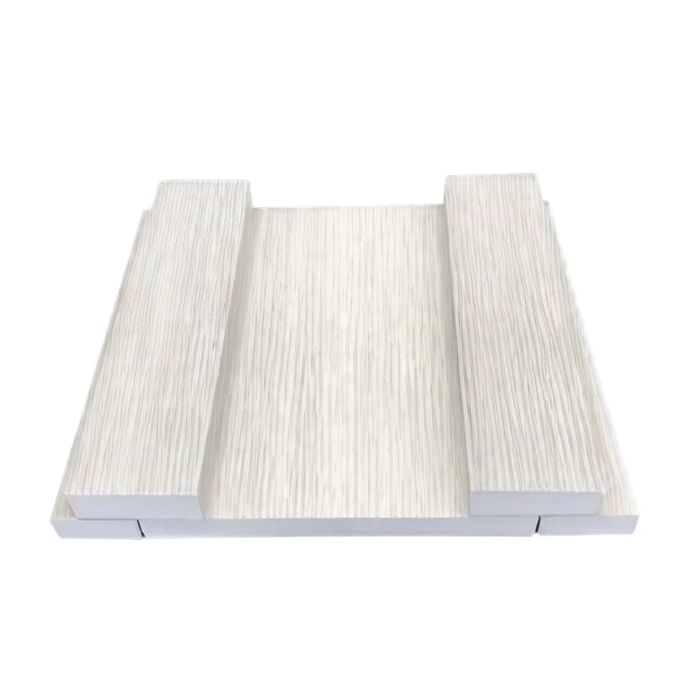 2ft x 2ft Board & Batten Display